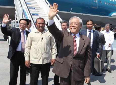 Tổng Bí thư Nguyễn Phú Trọng về đến Hà Nội, kết thúc tốt đẹp chuyến thăm hữu nghị chính thức Cu-ba